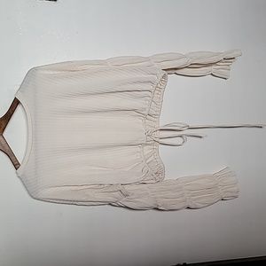 Women's Zara size large cream cropped long sleeve top
